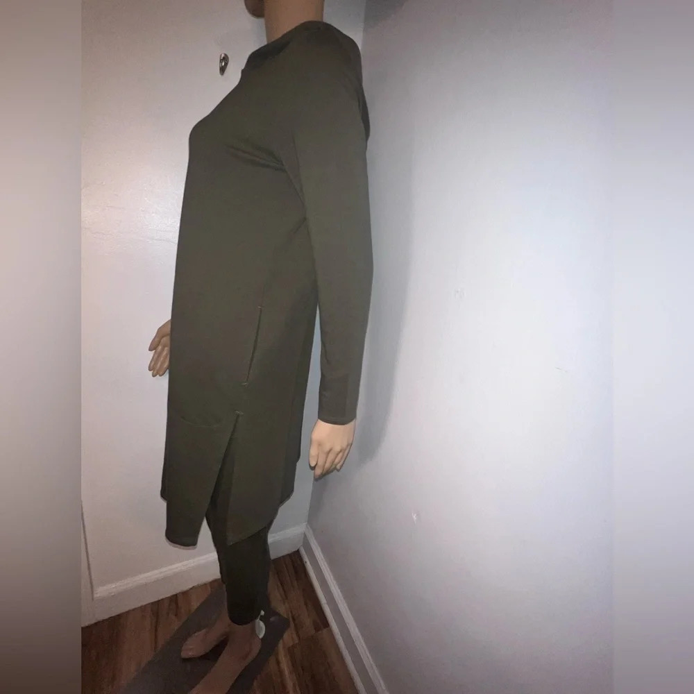 Pure Jill, XS-P oversized 2 piece, long sleeve hooded‎ shacket, matching capri - Picture 2 of 13